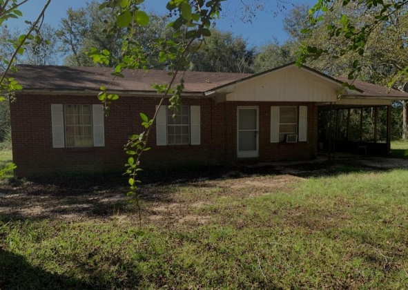 Graceville, Florida 32440, 2 Bedrooms Bedrooms, ,1 BathroomBathrooms,Residential,For Sale,Reddick Mill,864927