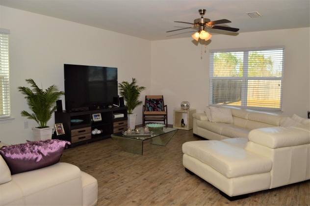 Southport, Florida 32409, 4 Bedrooms Bedrooms, ,3 BathroomsBathrooms,Residential,For Sale,Crenshaw,865004