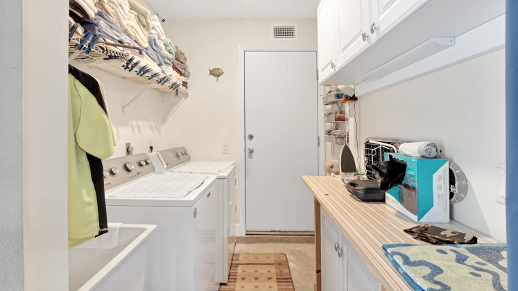 Inlet Beach, Florida 32461, 3 Bedrooms Bedrooms, ,3 BathroomsBathrooms,Residential,For Sale,Sand Cliffs,863850