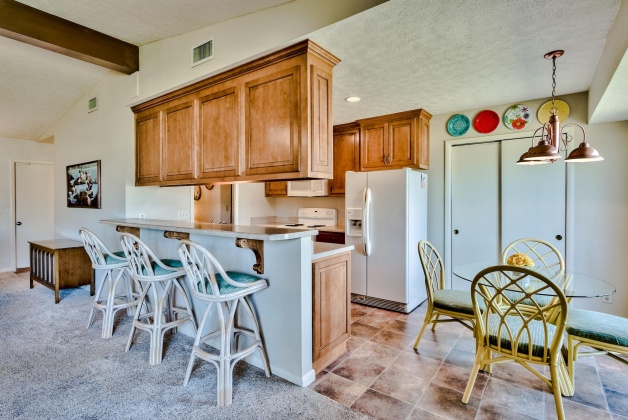 Panama City, Florida 32405, 3 Bedrooms Bedrooms, ,2 BathroomsBathrooms,Residential,For Sale,Marywood,865115