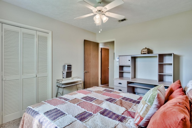 Panama City, Florida 32405, 3 Bedrooms Bedrooms, ,2 BathroomsBathrooms,Residential,For Sale,Marywood,865115