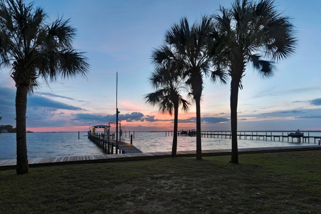 Destin, Florida 32541, 4 Bedrooms Bedrooms, ,3 BathroomsBathrooms,Residential,For Sale,Bambi,865086