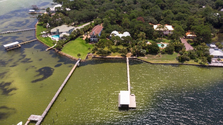 Destin, Florida 32541, 4 Bedrooms Bedrooms, ,3 BathroomsBathrooms,Residential,For Sale,Bambi,865086