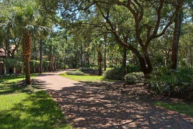 Destin, Florida 32541, 4 Bedrooms Bedrooms, ,3 BathroomsBathrooms,Residential,For Sale,Bambi,865086