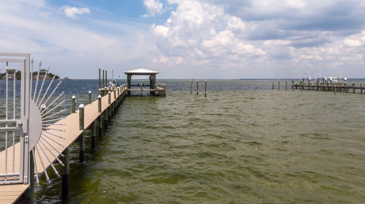 Destin, Florida 32541, 4 Bedrooms Bedrooms, ,3 BathroomsBathrooms,Residential,For Sale,Bambi,865086