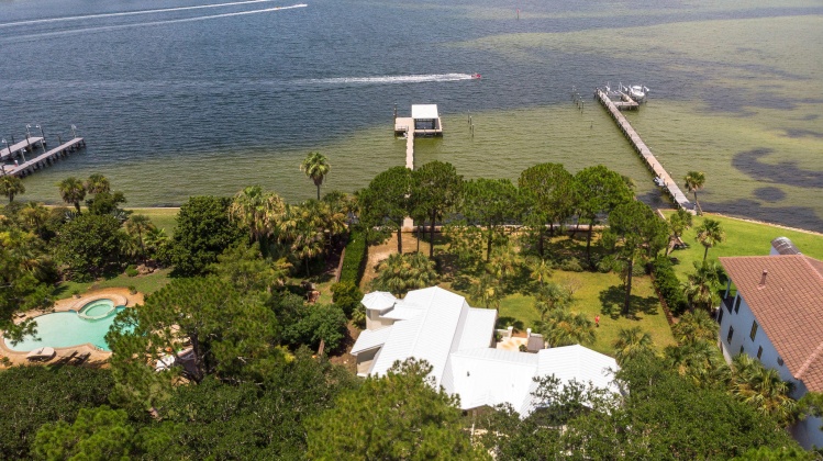 Destin, Florida 32541, 4 Bedrooms Bedrooms, ,3 BathroomsBathrooms,Residential,For Sale,Bambi,865086