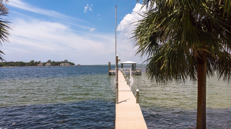 Destin, Florida 32541, 4 Bedrooms Bedrooms, ,3 BathroomsBathrooms,Residential,For Sale,Bambi,865086