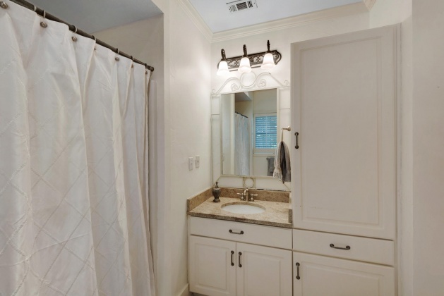 Destin, Florida 32541, 4 Bedrooms Bedrooms, ,3 BathroomsBathrooms,Residential,For Sale,Bambi,865086