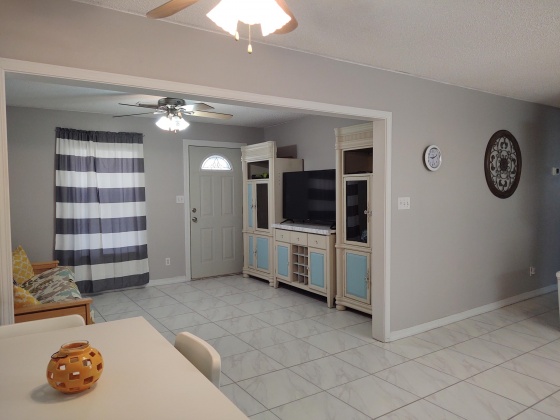 Freeport, Florida 32439, 3 Bedrooms Bedrooms, ,1 BathroomBathrooms,Residential,For Sale,Pine,865252