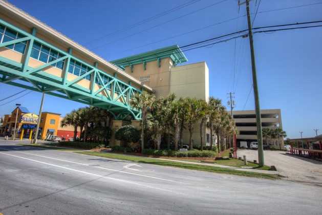 Panama City Beach, Florida 32413, 3 Bedrooms Bedrooms, ,3 BathroomsBathrooms,Residential,For Sale,Front Beach Road,865285