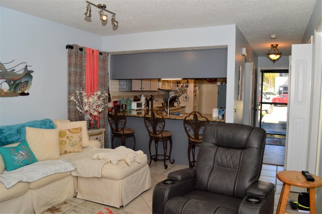 Panama City Beach, Florida 32408, 2 Bedrooms Bedrooms, ,2 BathroomsBathrooms,Residential,For Sale,Lagoon,865337