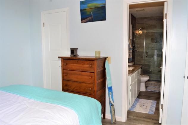 Panama City Beach, Florida 32408, 2 Bedrooms Bedrooms, ,2 BathroomsBathrooms,Residential,For Sale,Lagoon,865337