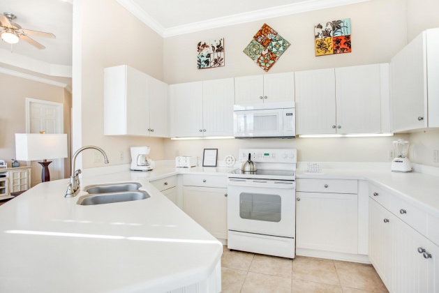 Miramar Beach, Florida 32550, 2 Bedrooms Bedrooms, ,2 BathroomsBathrooms,Residential,For Sale,Crystal Cove,865343