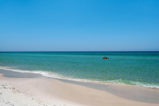 Miramar Beach, Florida 32550, 5 Bedrooms Bedrooms, ,6 BathroomsBathrooms,Residential,For Sale,Saint Martin,865539