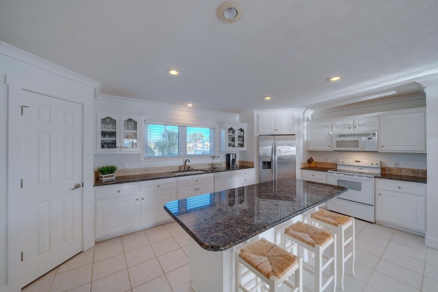 Panama City Beach, Florida 32408, 3 Bedrooms Bedrooms, ,5 BathroomsBathrooms,Residential,For Sale,Lagoon,865597