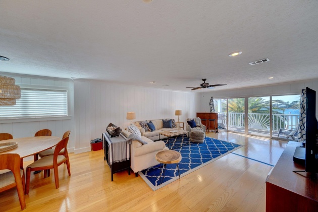 Panama City Beach, Florida 32408, 3 Bedrooms Bedrooms, ,5 BathroomsBathrooms,Residential,For Sale,Lagoon,865597