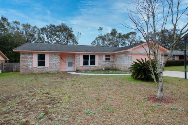 Milton, Florida 32583, 3 Bedrooms Bedrooms, ,2 BathroomsBathrooms,Residential,For Sale,Chantilly,865561