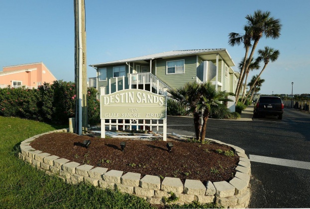 Destin, Florida 32541, 2 Bedrooms Bedrooms, ,2 BathroomsBathrooms,Residential,For Sale,Gulf Shore,865668