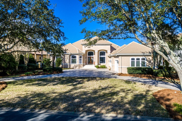 Destin, Florida 32541, 4 Bedrooms Bedrooms, ,4 BathroomsBathrooms,Residential,For Sale,Captains,864118