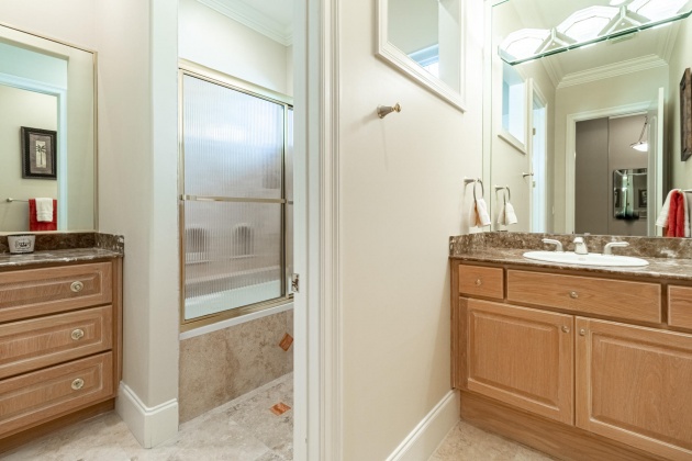 Destin, Florida 32541, 4 Bedrooms Bedrooms, ,4 BathroomsBathrooms,Residential,For Sale,Captains,864118