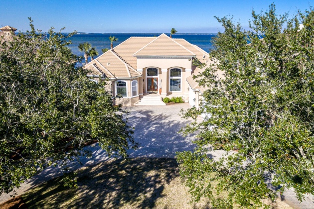 Destin, Florida 32541, 4 Bedrooms Bedrooms, ,4 BathroomsBathrooms,Residential,For Sale,Captains,864118