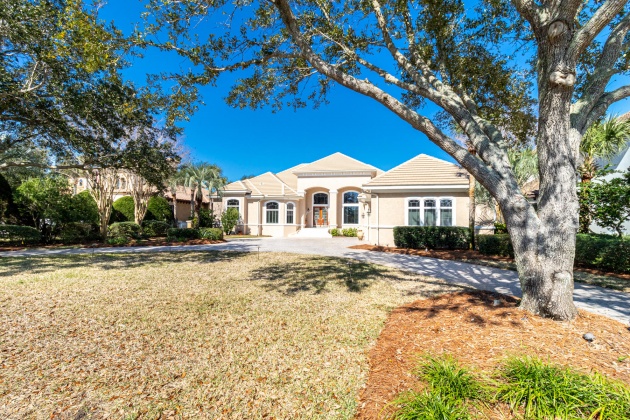 Destin, Florida 32541, 4 Bedrooms Bedrooms, ,4 BathroomsBathrooms,Residential,For Sale,Captains,864118