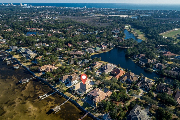 Destin, Florida 32541, 4 Bedrooms Bedrooms, ,4 BathroomsBathrooms,Residential,For Sale,Captains,864118