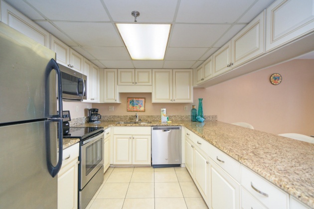 Panama City Beach, Florida 32408, 2 Bedrooms Bedrooms, ,2 BathroomsBathrooms,Residential,For Sale,Thomas,863973