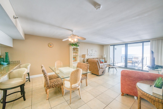 Panama City Beach, Florida 32408, 2 Bedrooms Bedrooms, ,2 BathroomsBathrooms,Residential,For Sale,Thomas,863973
