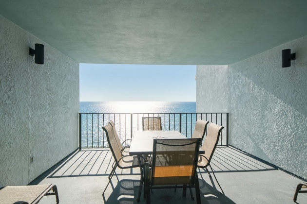Panama City Beach, Florida 32408, 2 Bedrooms Bedrooms, ,2 BathroomsBathrooms,Residential,For Sale,Thomas,863973