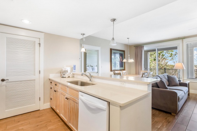 Miramar Beach, Florida 32550, 2 Bedrooms Bedrooms, ,2 BathroomsBathrooms,Residential,For Sale,Baytowne Wharf,866131