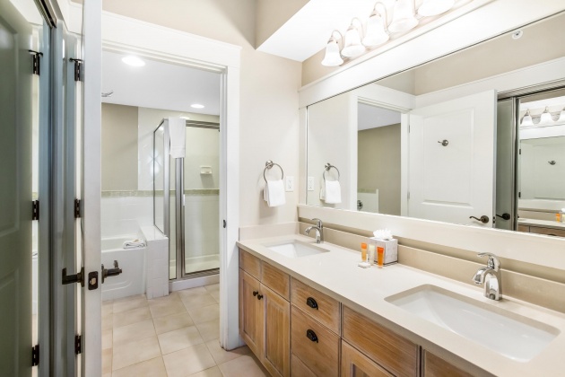 Miramar Beach, Florida 32550, 2 Bedrooms Bedrooms, ,2 BathroomsBathrooms,Residential,For Sale,Baytowne Wharf,866131
