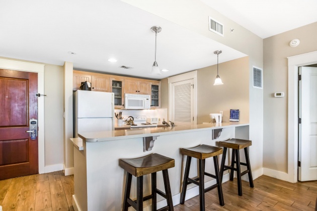 Miramar Beach, Florida 32550, 2 Bedrooms Bedrooms, ,2 BathroomsBathrooms,Residential,For Sale,Baytowne Wharf,866131