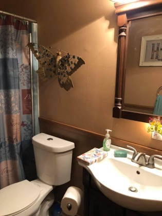Defuniak Springs, Florida 32435, 5 Bedrooms Bedrooms, ,4 BathroomsBathrooms,Residential,For Sale,Cuchens,845487