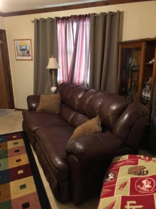 Defuniak Springs, Florida 32435, 5 Bedrooms Bedrooms, ,4 BathroomsBathrooms,Residential,For Sale,Cuchens,845487