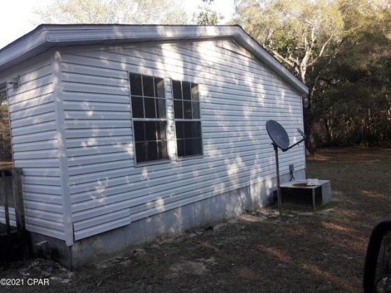 Ponce De Leon, Florida 32455, 3 Bedrooms Bedrooms, ,2 BathroomsBathrooms,Residential,For Sale,Hardwood,866219