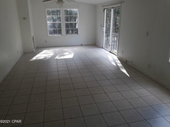 Ponce De Leon, Florida 32455, 3 Bedrooms Bedrooms, ,2 BathroomsBathrooms,Residential,For Sale,Hardwood,866219