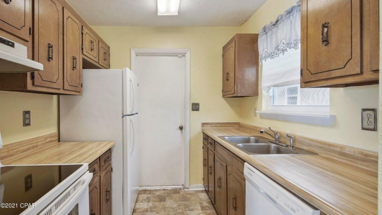 Panama City Beach, Florida 32407, 3 Bedrooms Bedrooms, ,2 BathroomsBathrooms,Residential,For Sale,Petunia,866336