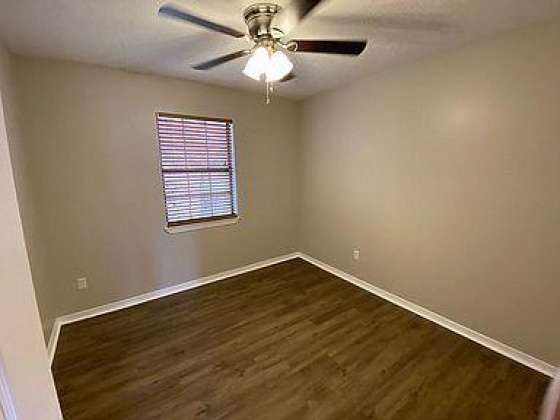 Panama City, Florida 32401, 3 Bedrooms Bedrooms, ,2 BathroomsBathrooms,Residential,For Sale,Mercedes,863919