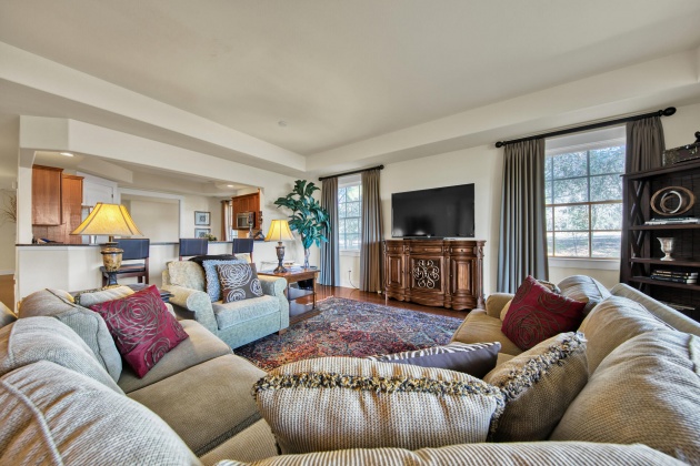 Panama City Beach, Florida 32413, 2 Bedrooms Bedrooms, ,2 BathroomsBathrooms,Residential,For Sale,Wild Heron,866401
