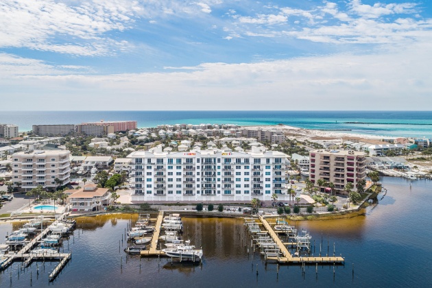 Destin, Florida 32541, 3 Bedrooms Bedrooms, ,4 BathroomsBathrooms,Residential,For Sale,Durango,866126