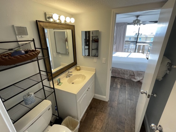 Destin, Florida 32541, 1 Bedroom Bedrooms, ,1 BathroomBathrooms,Residential,For Sale,US-98,866483