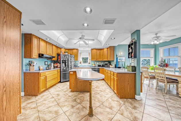 Freeport, Florida 32439, 4 Bedrooms Bedrooms, ,3 BathroomsBathrooms,Residential,For Sale,Sunset Harbour,865363