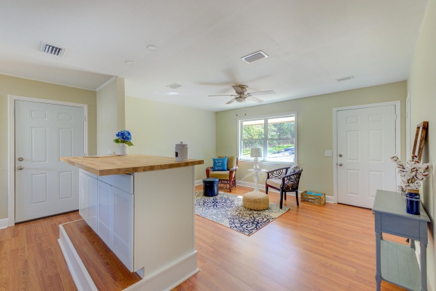 Defuniak Springs, Florida 32433, 3 Bedrooms Bedrooms, ,1 BathroomBathrooms,Residential,For Sale,First,866569