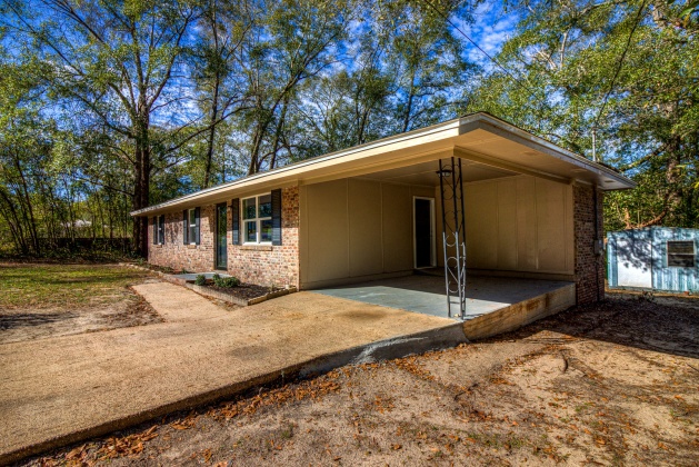 Defuniak Springs, Florida 32433, 3 Bedrooms Bedrooms, ,1 BathroomBathrooms,Residential,For Sale,First,866569