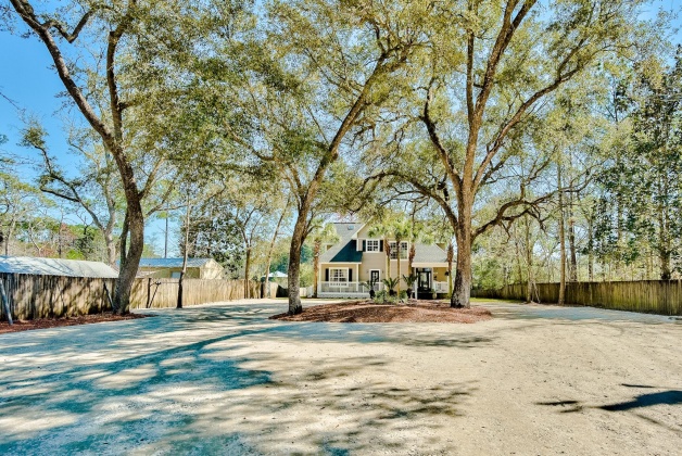 Freeport, Florida 32439, 3 Bedrooms Bedrooms, ,2 BathroomsBathrooms,Residential,For Sale,Bayou Forest,866751