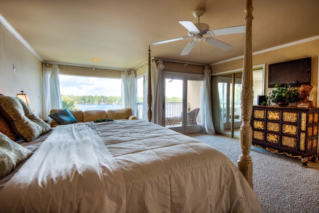 Fort Walton Beach, Florida 32548, 3 Bedrooms Bedrooms, ,4 BathroomsBathrooms,Residential,For Sale,Yacht Club,844478