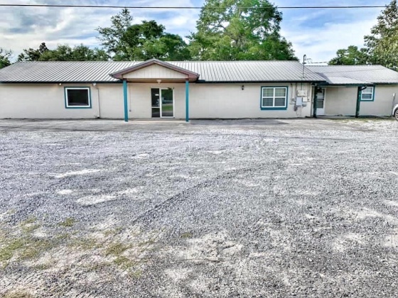 Defuniak Springs, Florida 32433, 1 Bedroom Bedrooms, ,2 BathroomsBathrooms,Residential,For Sale,Us Hwy 90 W,852441