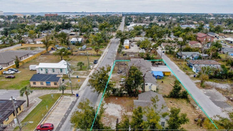 Panama City, Florida 32401, 7 Bedrooms Bedrooms, ,8 BathroomsBathrooms,Residential,For Sale,7th,866911