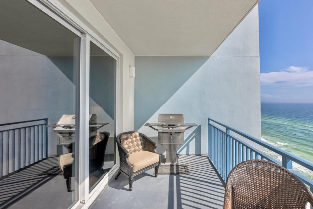 Panama City Beach, Florida 32413, 2 Bedrooms Bedrooms, ,2 BathroomsBathrooms,Residential,For Sale,Front Beach,867115